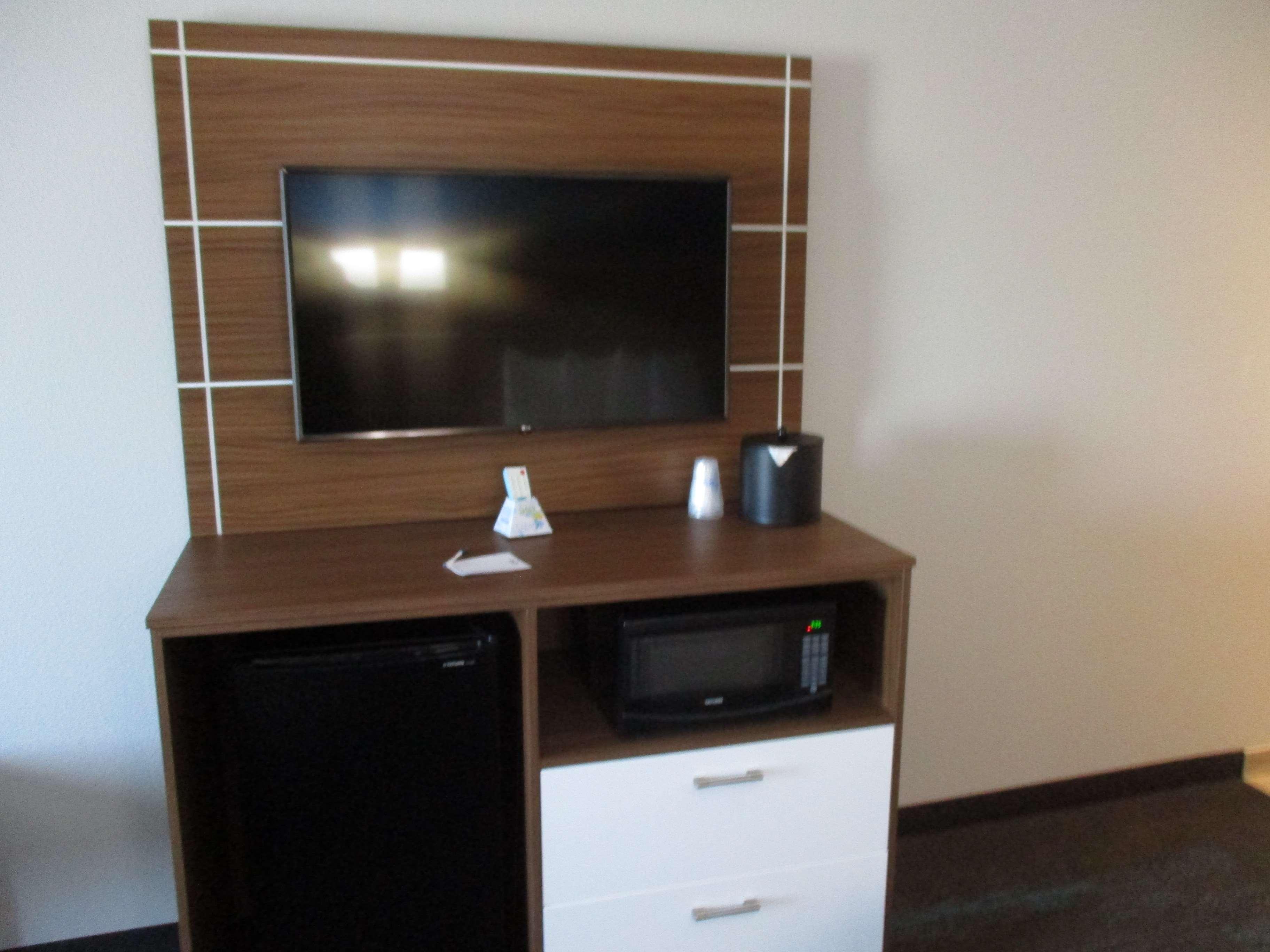 Best Western Plus Coweta'S 1St Hotel Bagian luar foto