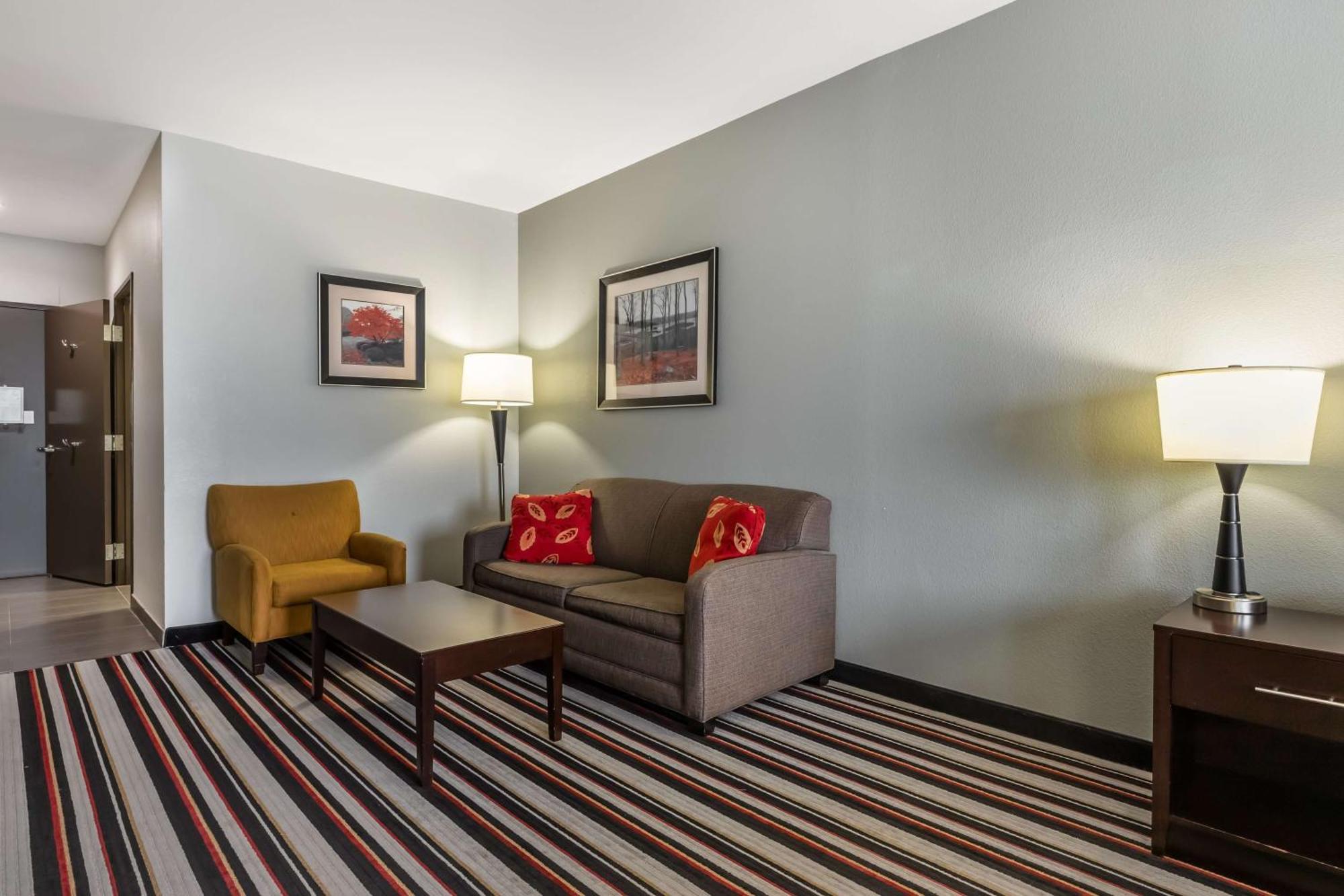 Best Western Plus Coweta'S 1St Hotel Bagian luar foto